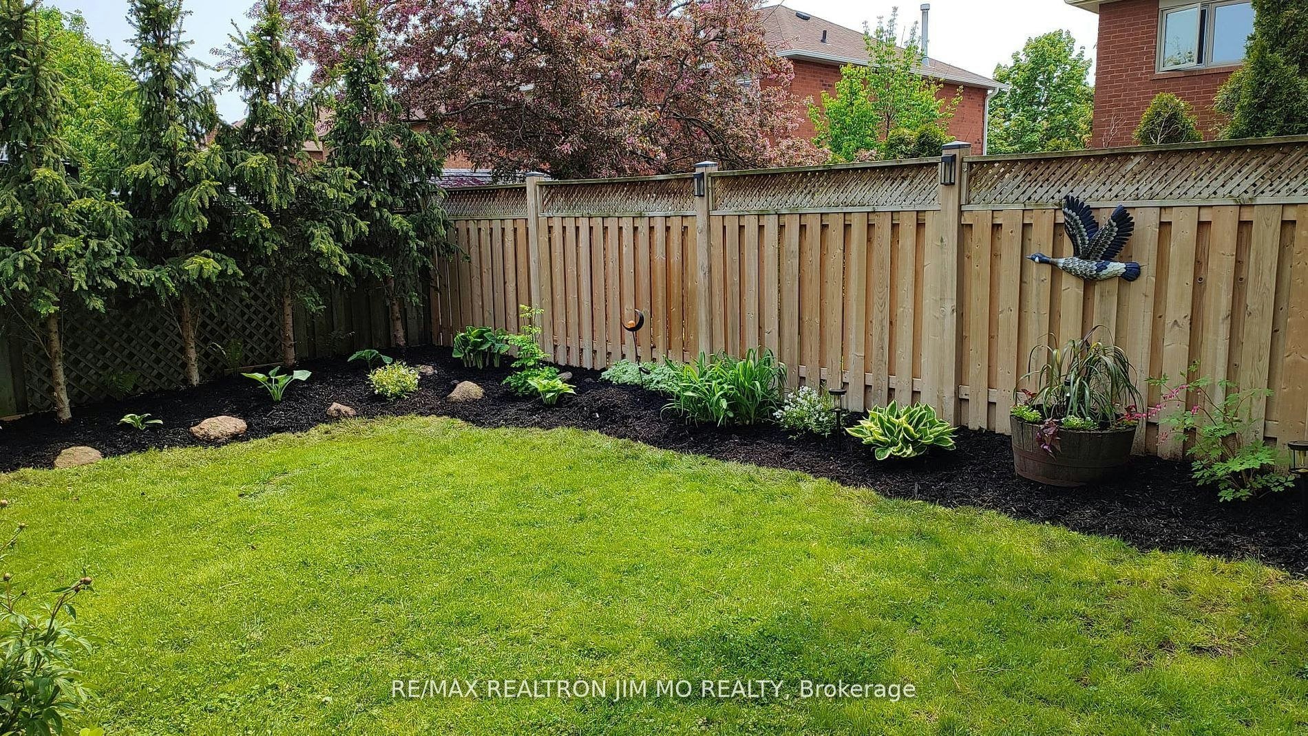 60 Silverbirch Place, Whitby, ON, L1R 1X6 - 28