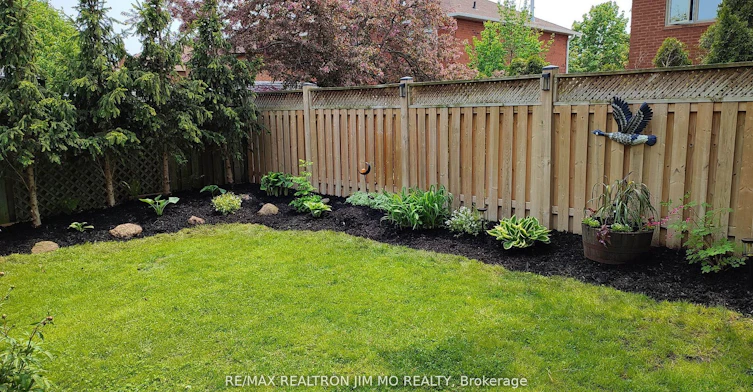 60 Silverbirch Place, Whitby, ON, L1R 1X6 - 28