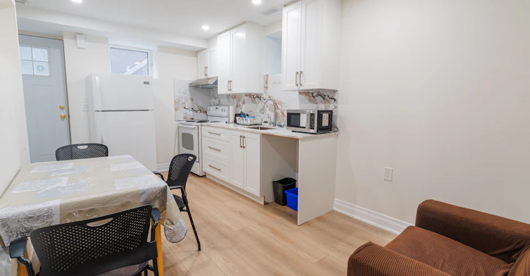 34 Rodda Boulevard, Toronto, ON, M1E 2Z6 - 6