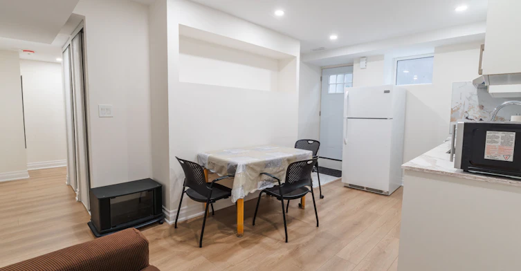34 Rodda Boulevard, Toronto, ON, M1E 2Z6 - 7