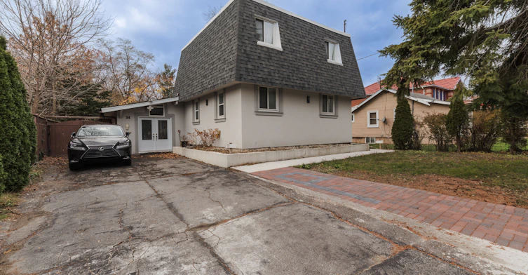 34 Rodda Boulevard, Toronto, ON, M1E 2Z6
