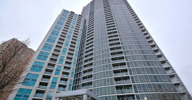 1214-83 Borough Drive, Toronto, ON, M1P 5E4
