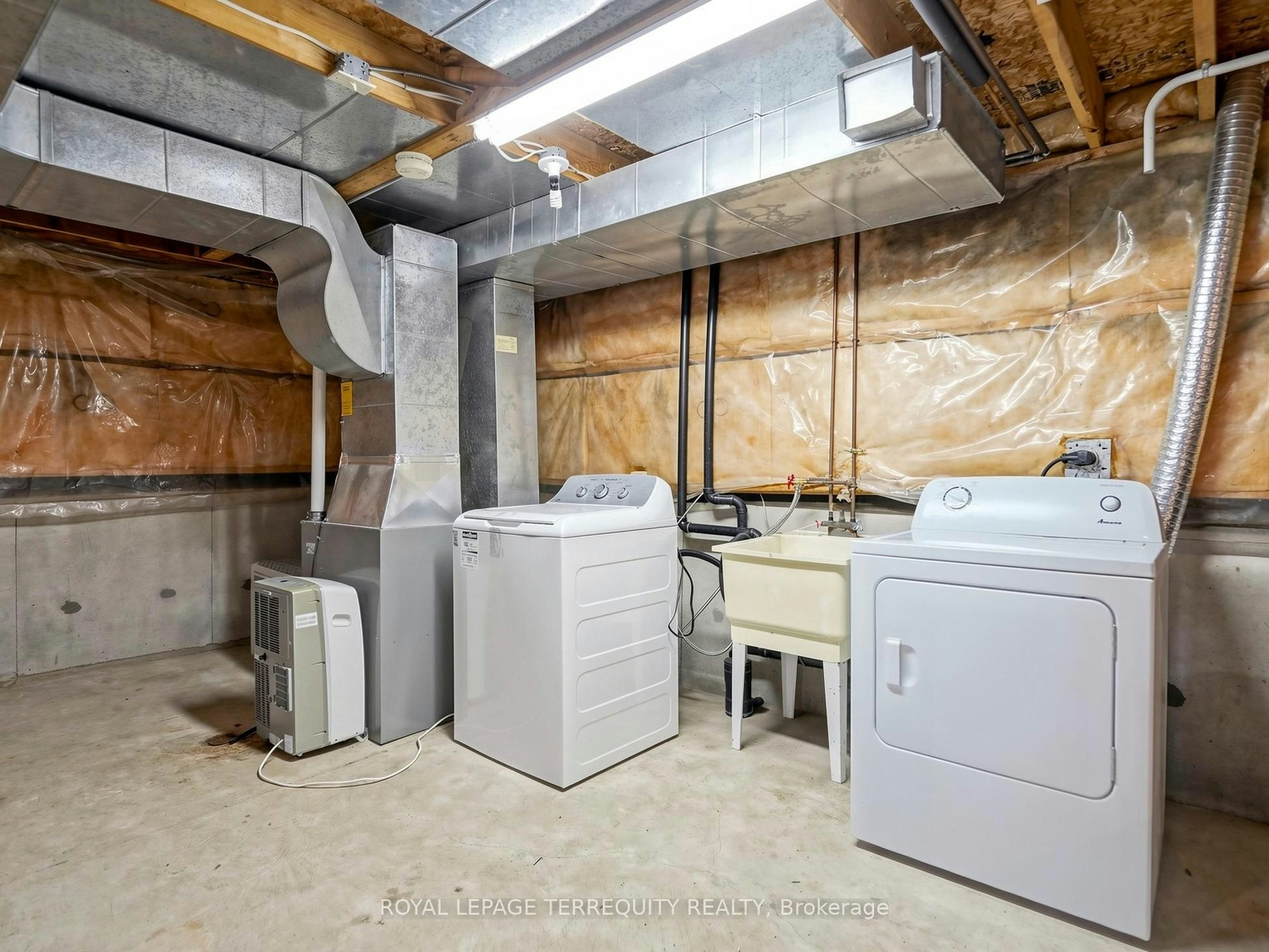 7 Yorkville Court, Clarington, ON, L1E 2A7 - 41