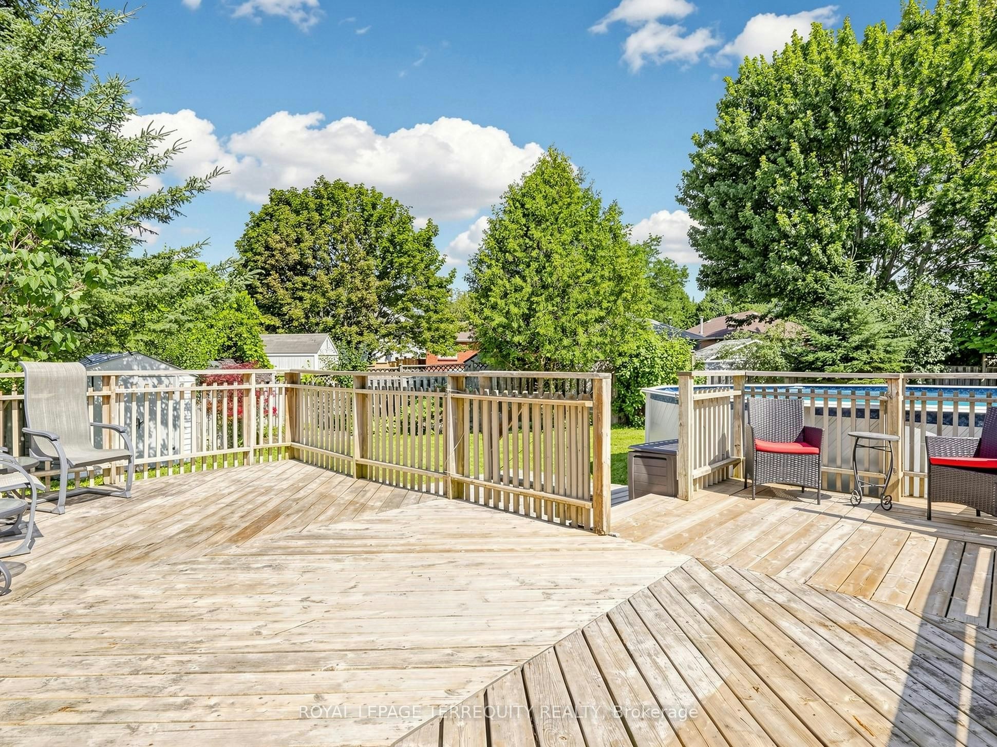 7 Yorkville Court, Clarington, ON, L1E 2A7 - 42