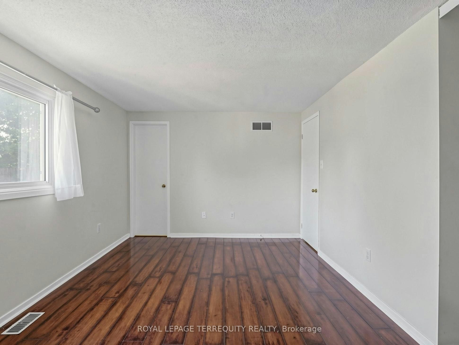 7 Yorkville Court, Clarington, ON, L1E 2A7 - 23