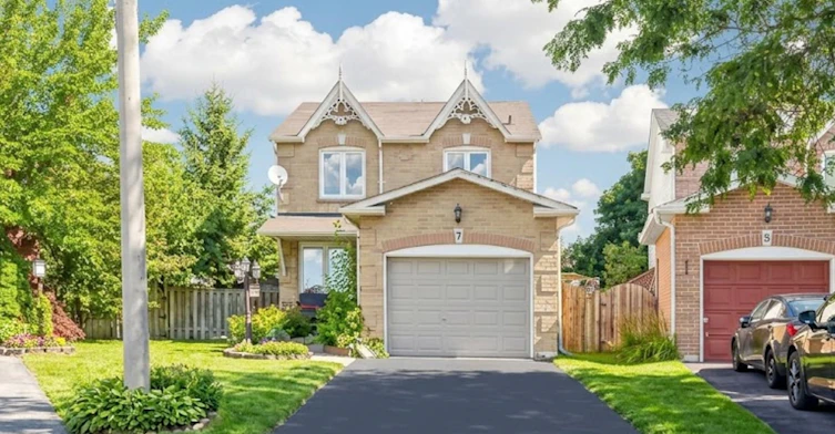 7 Yorkville Court, Clarington, ON, L1E 2A7 - 2
