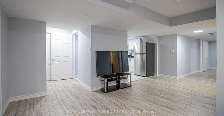 BSMT-32 Crombie Street, Clarington, ON, L1C 4A1 - 5