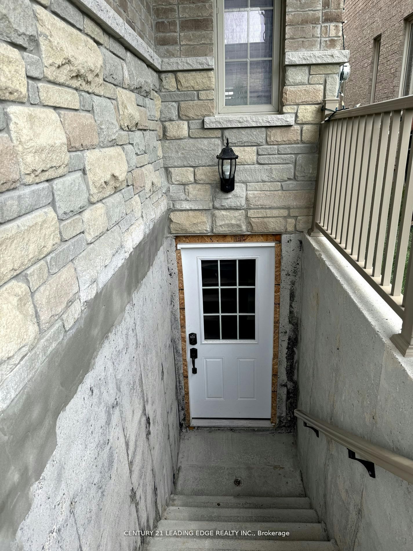 Lower-149 Hurst Drive, Ajax, ON, L1T 0N9 - 2