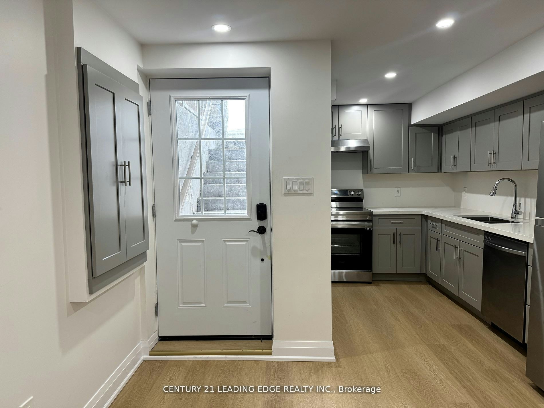 Lower-149 Hurst Drive, Ajax, ON, L1T 0N9 - 3