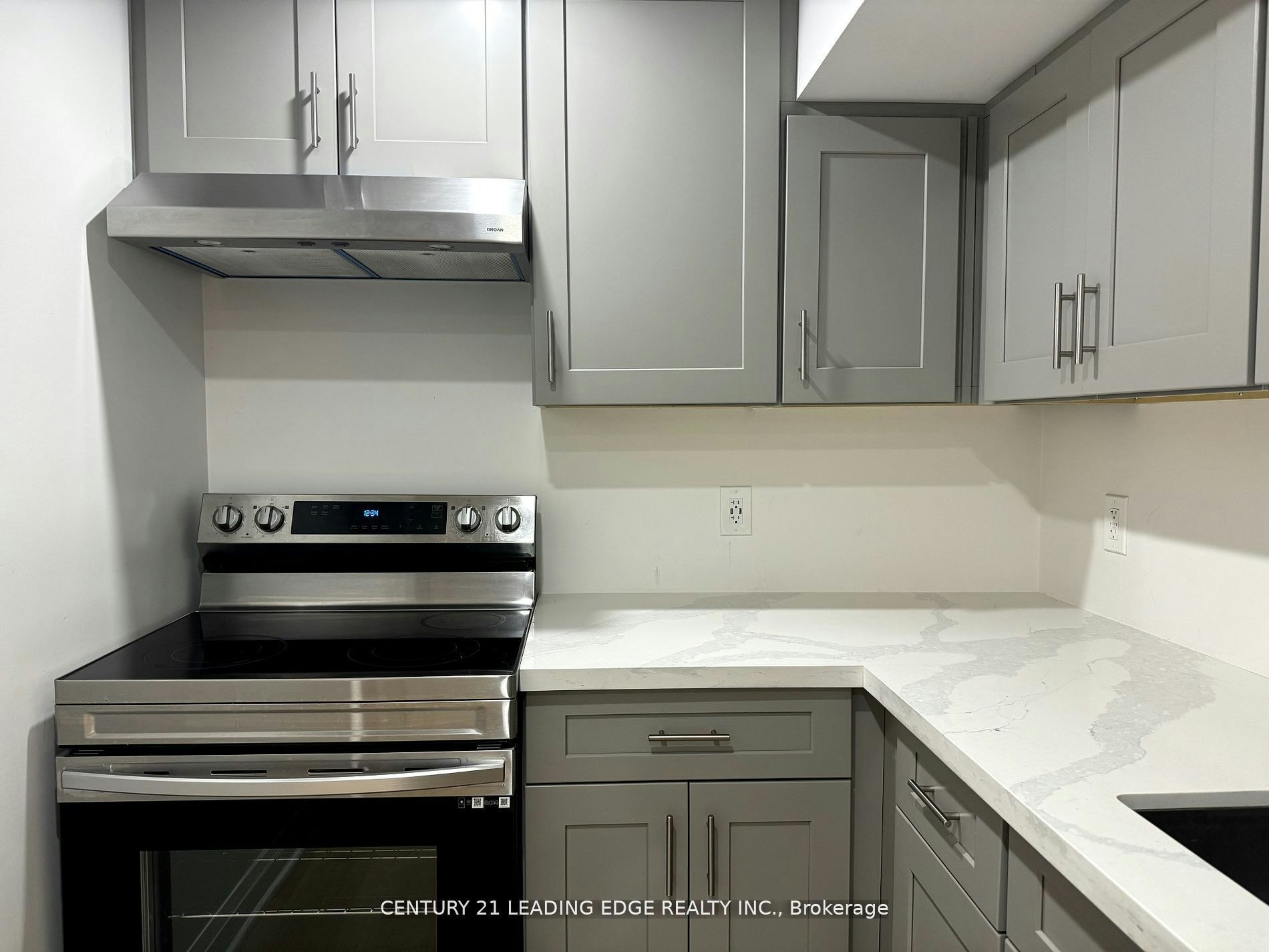 Lower-149 Hurst Drive, Ajax, ON, L1T 0N9 - 5