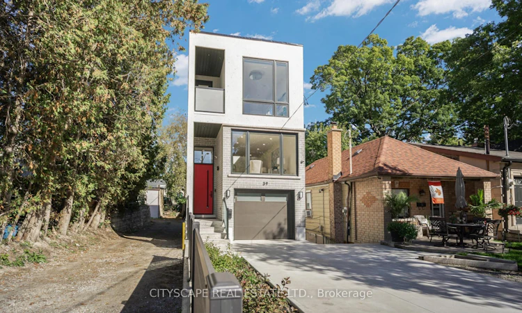 39 Kenworthy Avenue