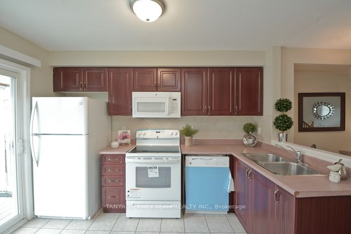 6-1775 Valley Farm Road, Pickering, ON, L1V 7J9 - 5