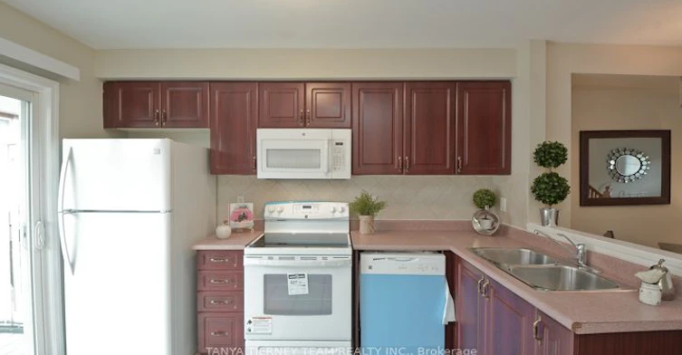 6-1775 Valley Farm Road, Pickering, ON, L1V 7J9 - 5