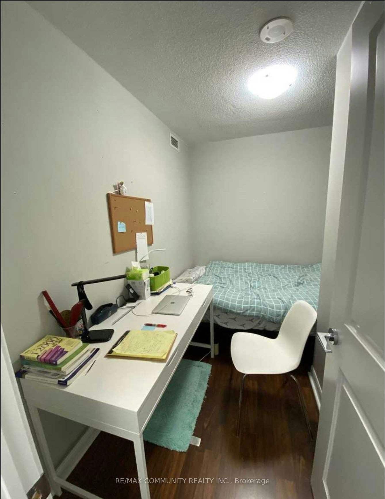 LPH01-25 Town Centre Crescent, Toronto, ON, M1P 0B4 - 8