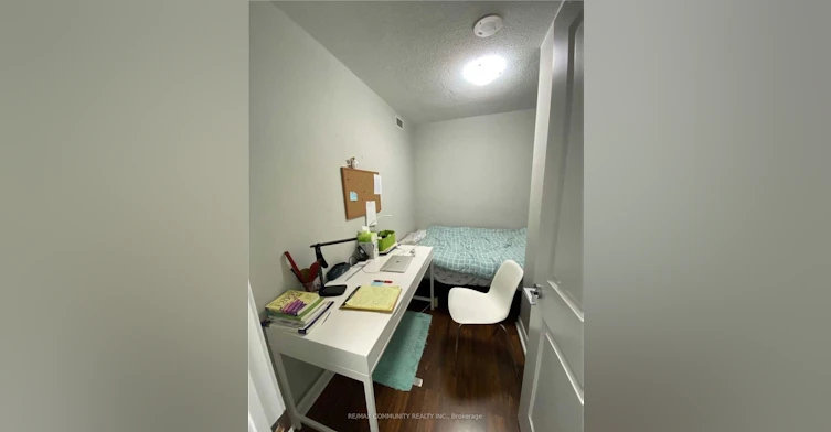 LPH01-25 Town Centre Crescent, Toronto, ON, M1P 0B4 - 8