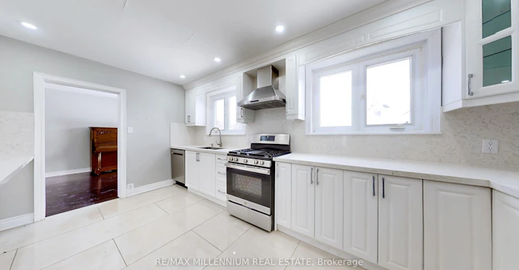 Upper-80 Rainier Square, Toronto, ON, M1T 2Z9 - 13
