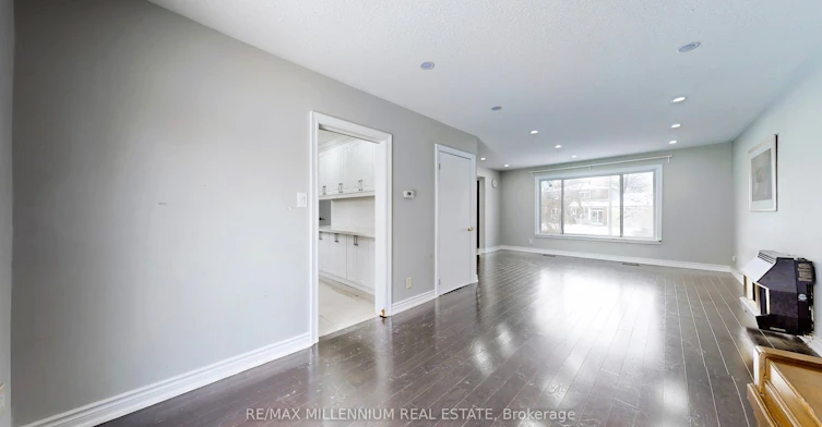 Upper-80 Rainier Square, Toronto, ON, M1T 2Z9 - 8