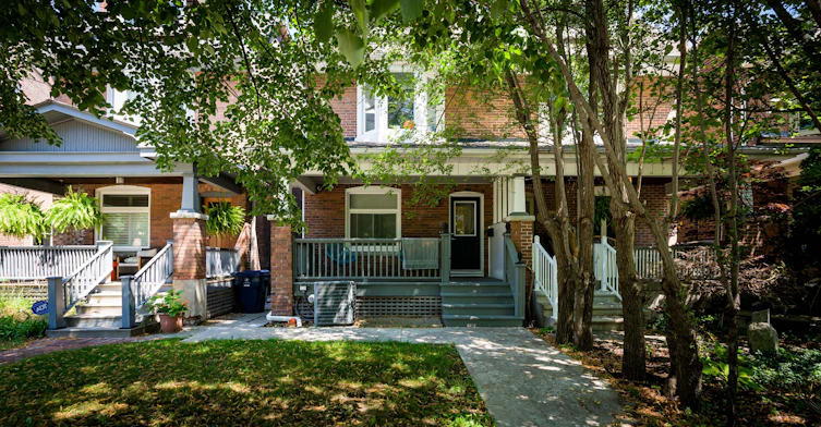 Lower-115 Rainsford Road, Toronto, ON, M4L 3N8
