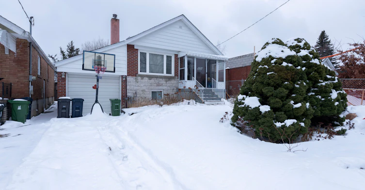 7 Joanith Lower Drive, Toronto, ON, M4B 1S6 - 25