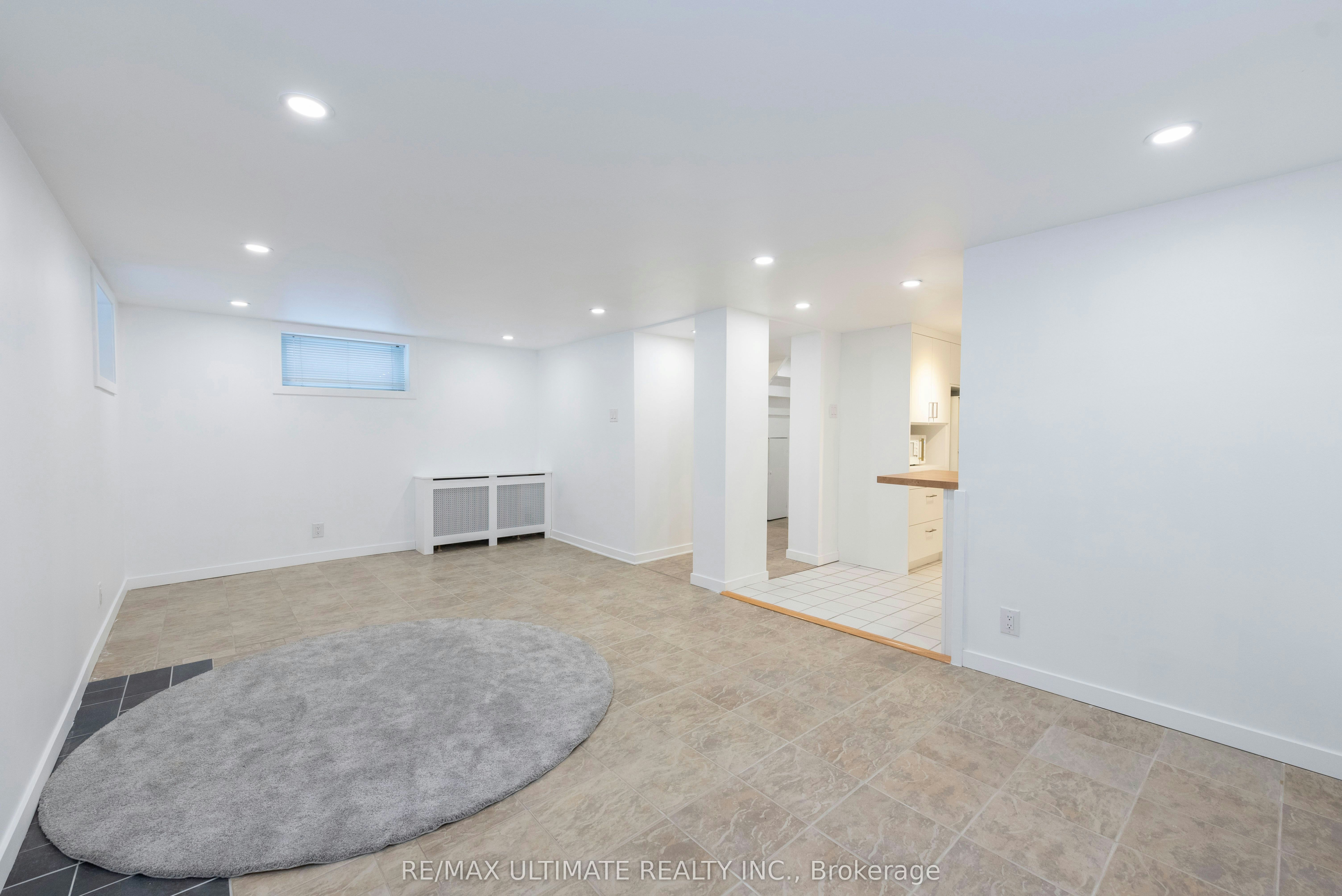 7 Joanith Lower Drive, Toronto, ON, M4B 1S6 - 13