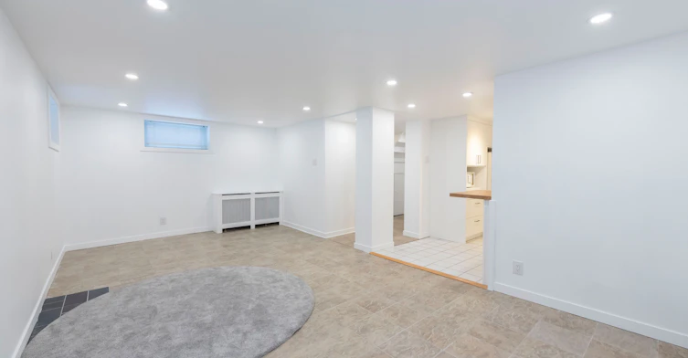 7 Joanith Lower Drive, Toronto, ON, M4B 1S6 - 13