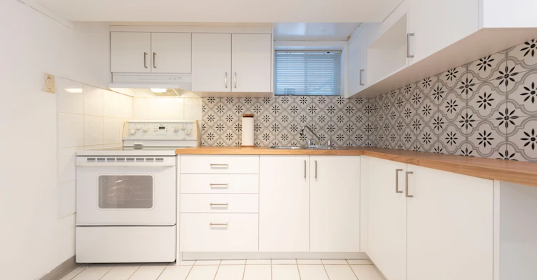 7 Joanith Lower Drive, Toronto, ON, M4B 1S6 - 15
