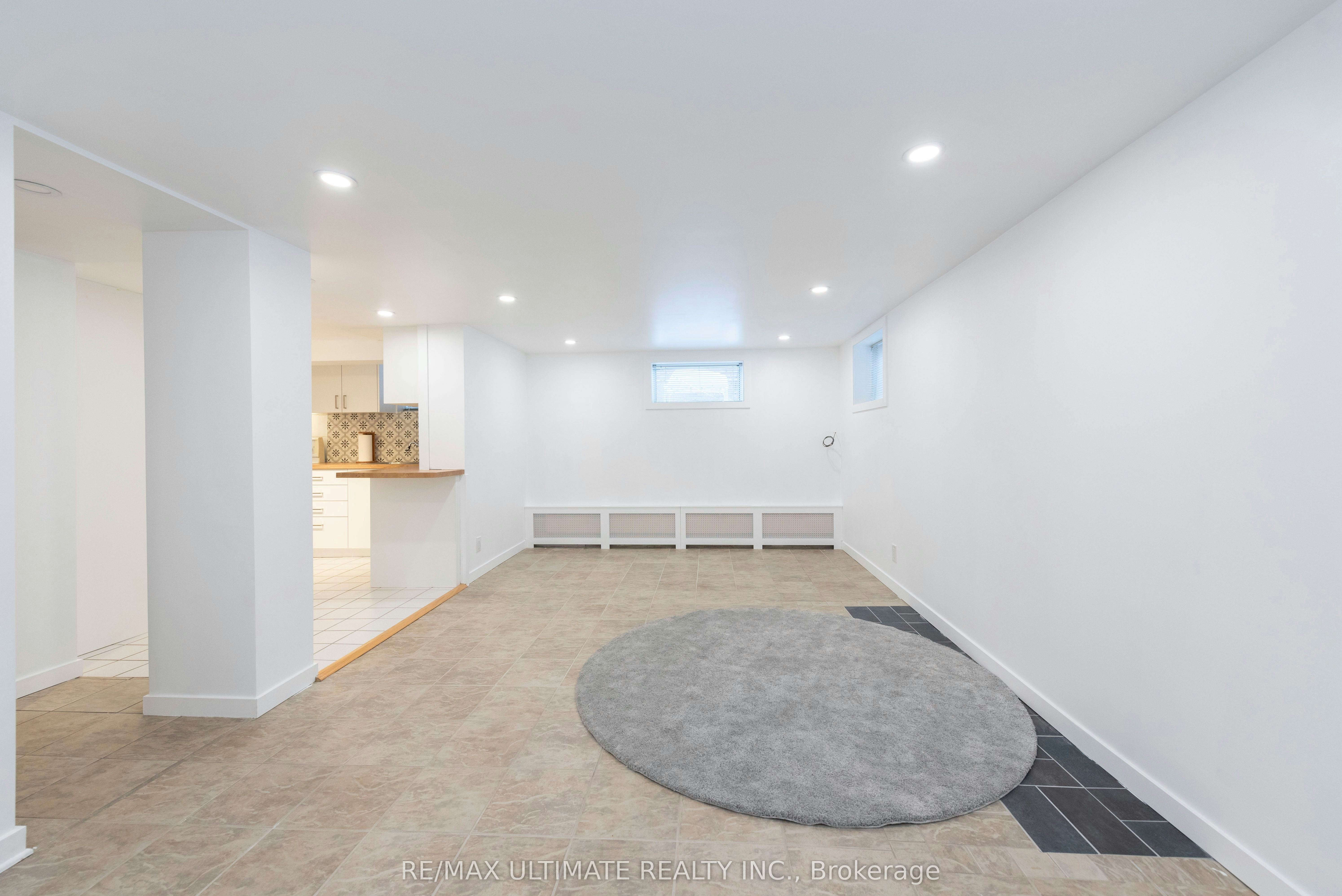 7 Joanith Lower Drive, Toronto, ON, M4B 1S6 - 20