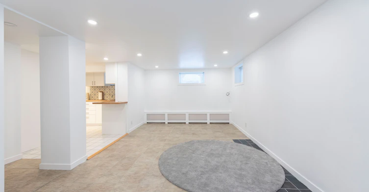 7 Joanith Lower Drive, Toronto, ON, M4B 1S6 - 20