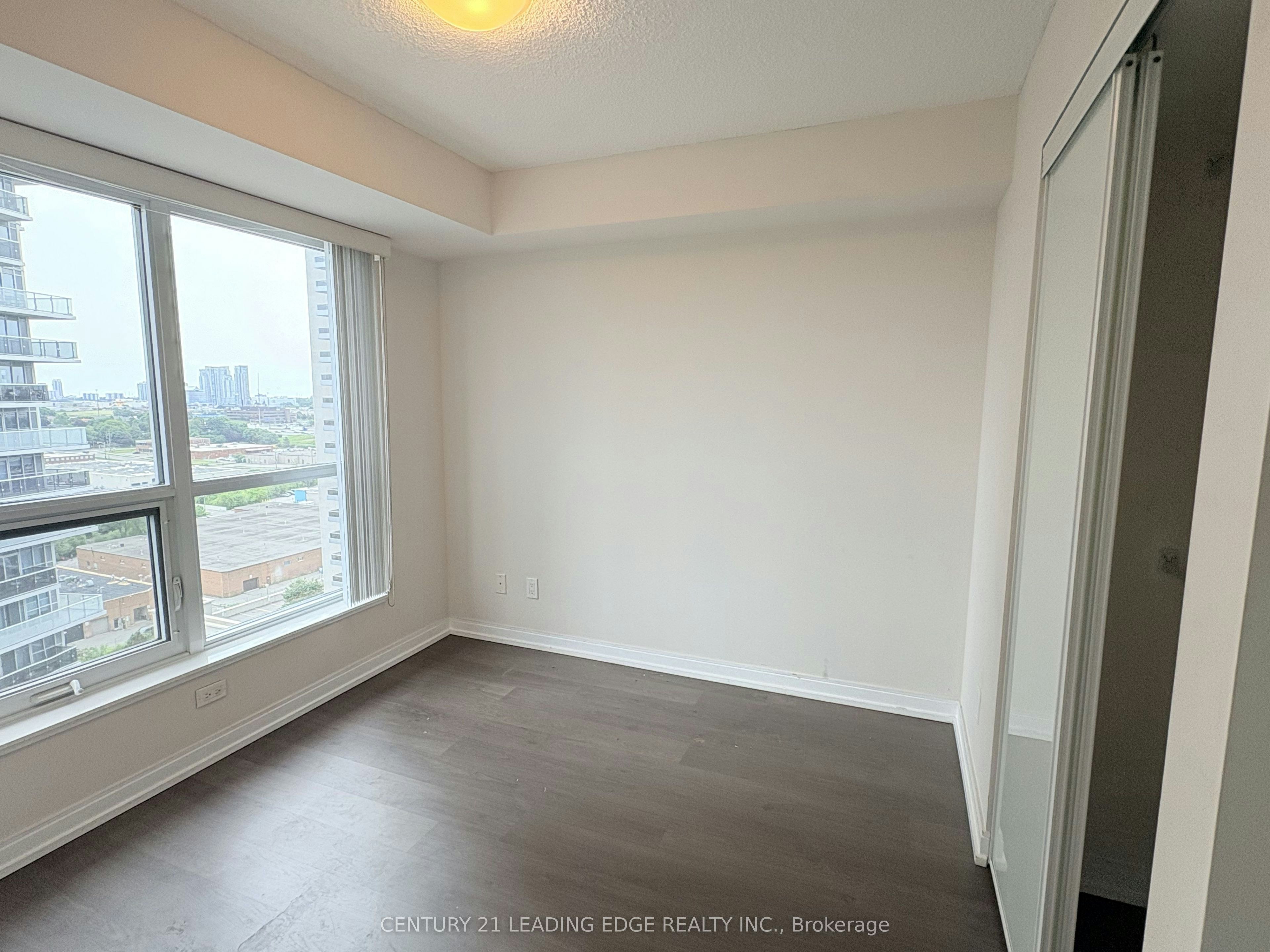 1401-255 Village Green Square, Toronto, ON, M1S 0L7 - 15