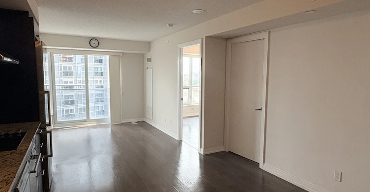 1401-255 Village Green Square, Toronto, ON, M1S 0L7 - 3