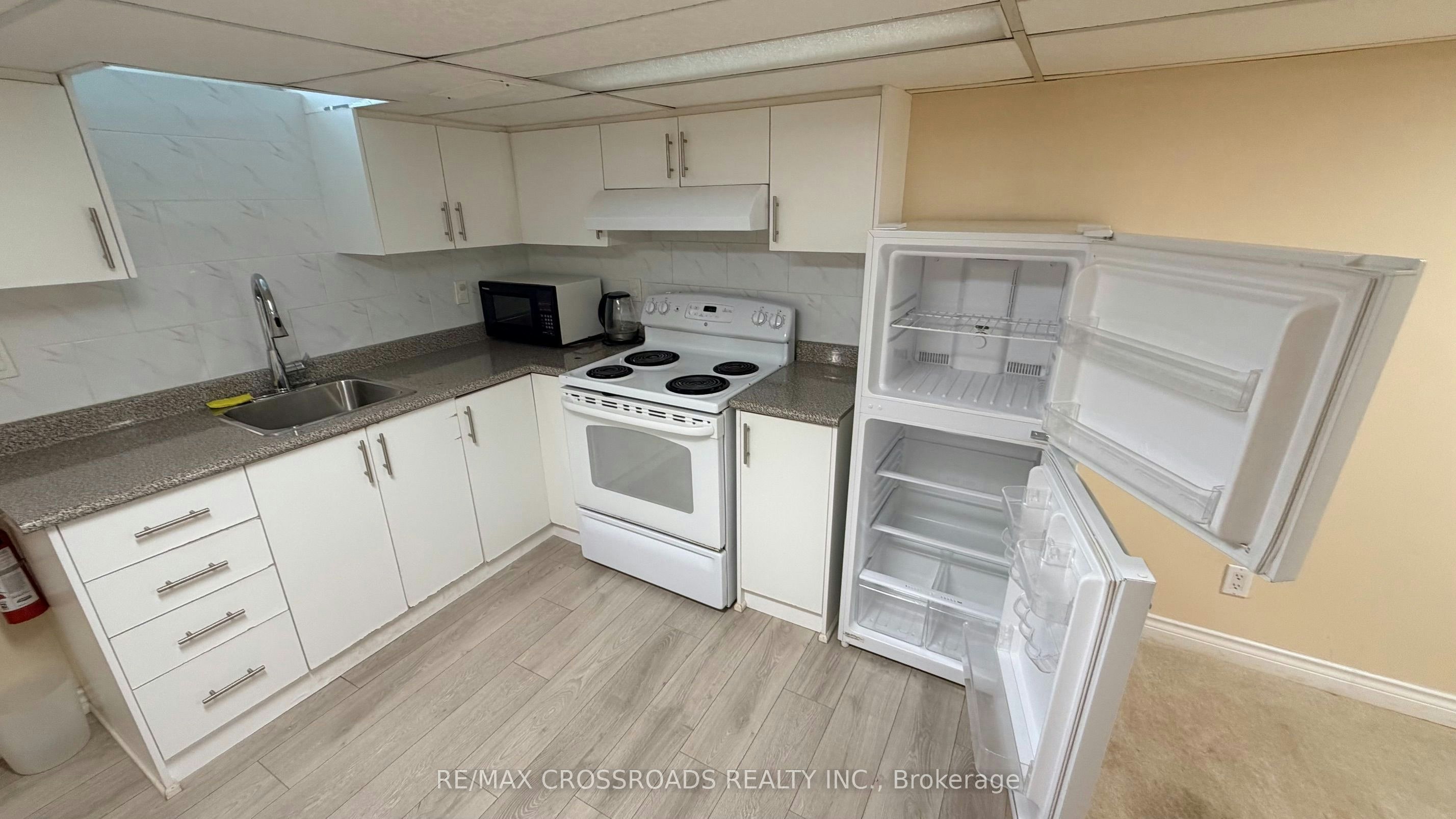 79 Morningview Trail S, Toronto, ON, M1B 5B2 - 3