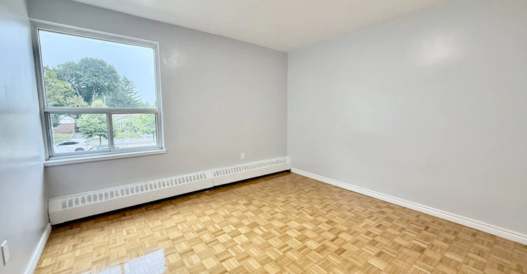 205-1181 Ellesmere Road, Toronto, ON, M1P 2X6 - 5