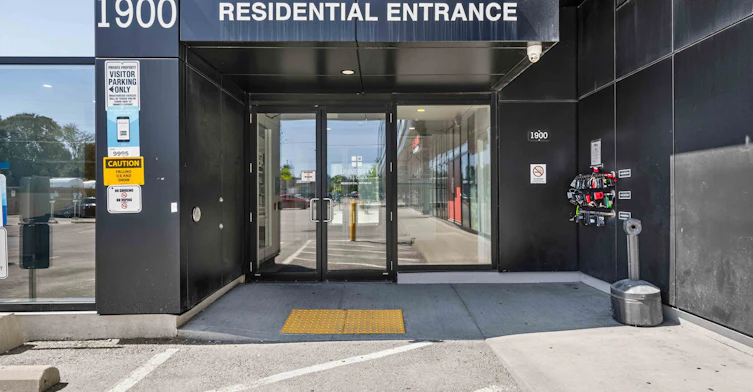628-1900 Simcoe Street N, Oshawa, ON, L1G 4Y3 - 3