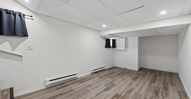 3-2360 Queen Street E, Toronto, ON, M4E 1H3 - 15