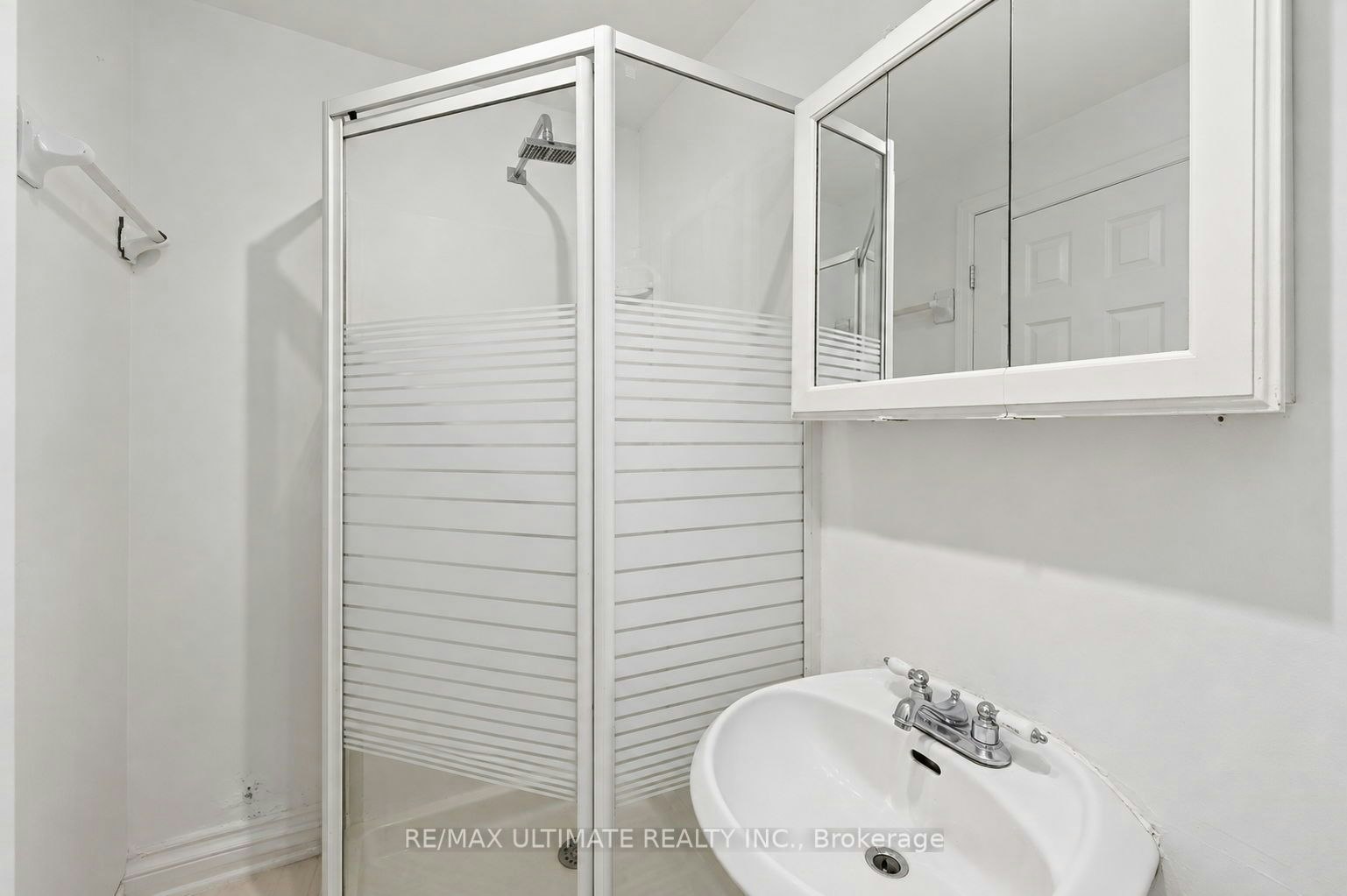 3-2360 Queen Street E, Toronto, ON, M4E 1H3 - 11