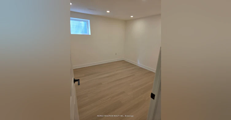 Full Bsmnt-15 Pipers Green Avenue, Toronto, ON, M1S 3J9 - 9