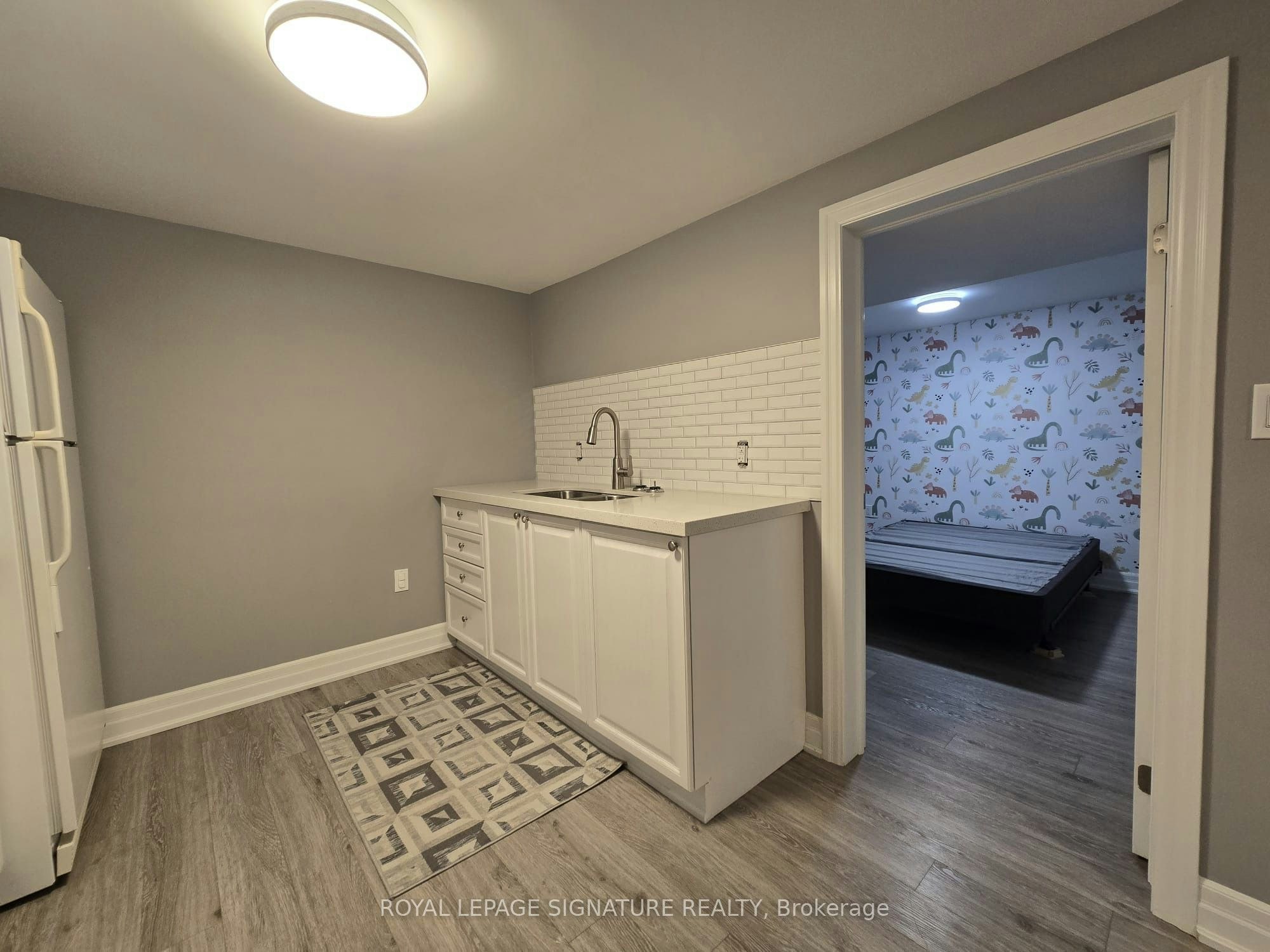 Lower-141 Phillip Avenue, Toronto, ON, M1N 3R6 - 11