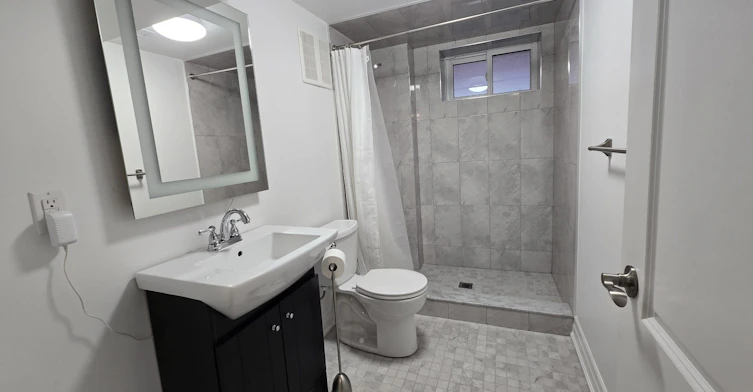 Lower-141 Phillip Avenue, Toronto, ON, M1N 3R6 - 15