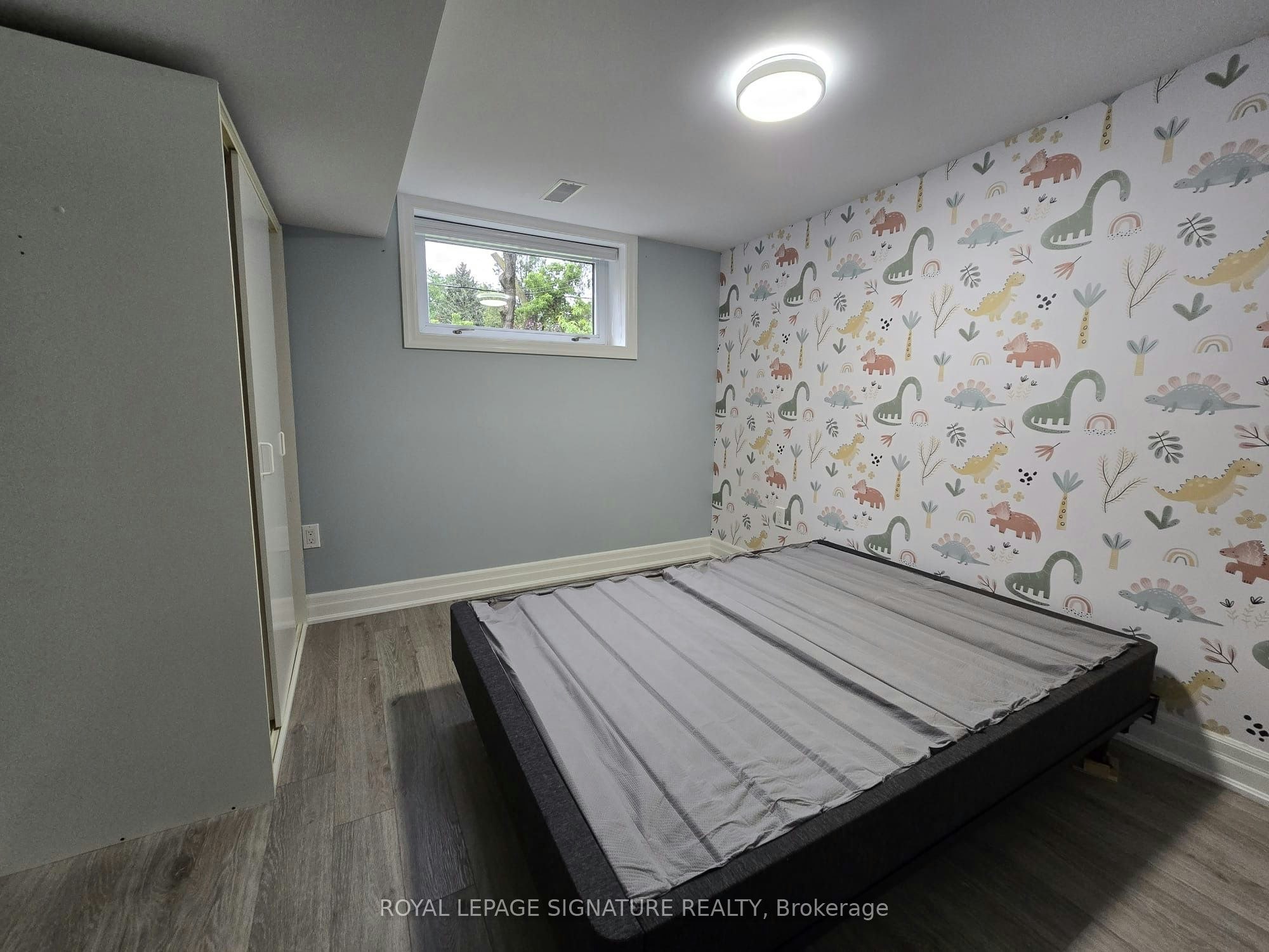 Lower-141 Phillip Avenue, Toronto, ON, M1N 3R6 - 12