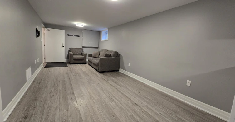 Lower-141 Phillip Avenue, Toronto, ON, M1N 3R6 - 7