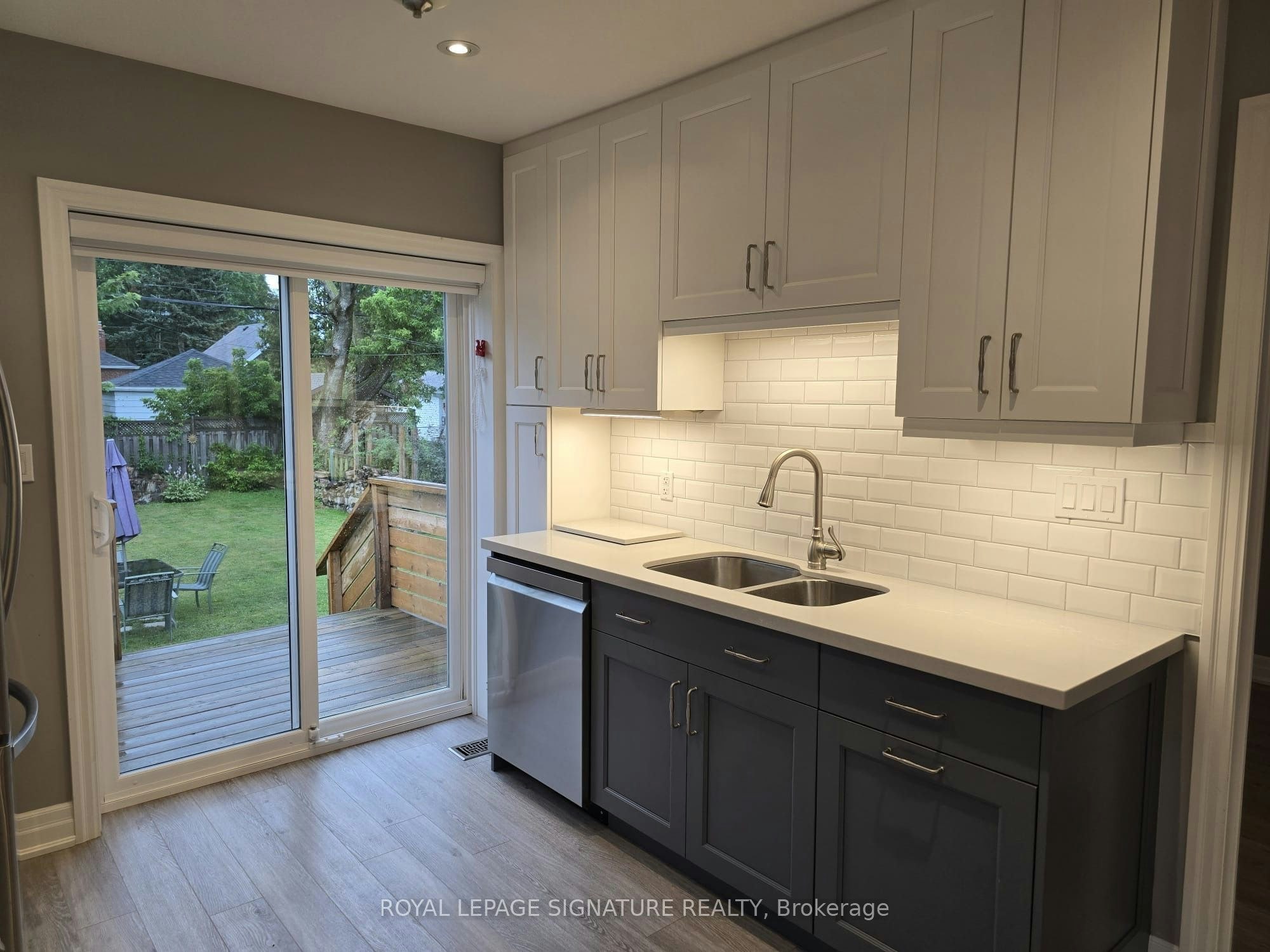 Upper-141 Phillip Avenue, Toronto, ON, M1N 3R6 - 12