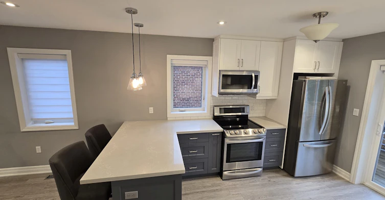 Upper-141 Phillip Avenue, Toronto, ON, M1N 3R6 - 7