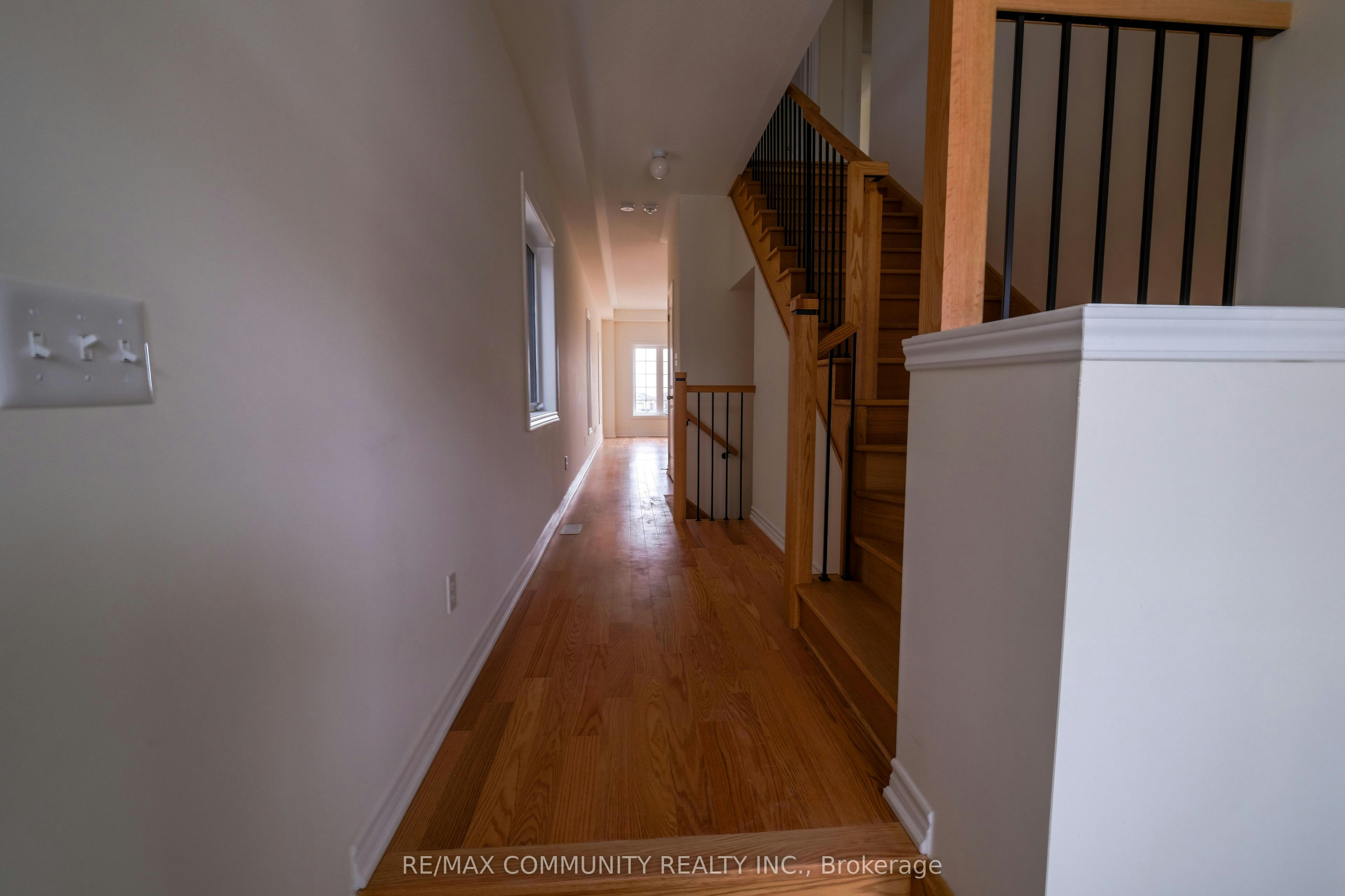 1109 Skyridge Boulevard, Pickering, ON, L1X 2R2 - 2