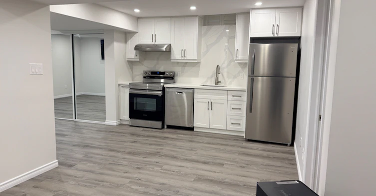 2313 Secreto Drive, Oshawa, ON, L1H 7K4 - 9