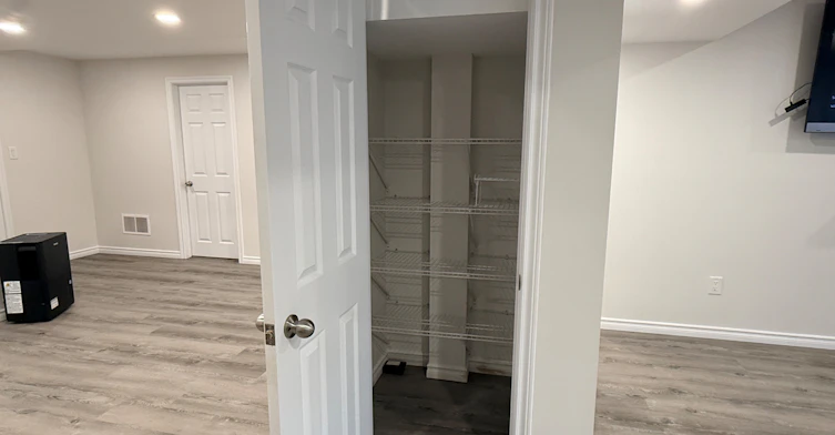 2313 Secreto Drive, Oshawa, ON, L1H 7K4 - 23