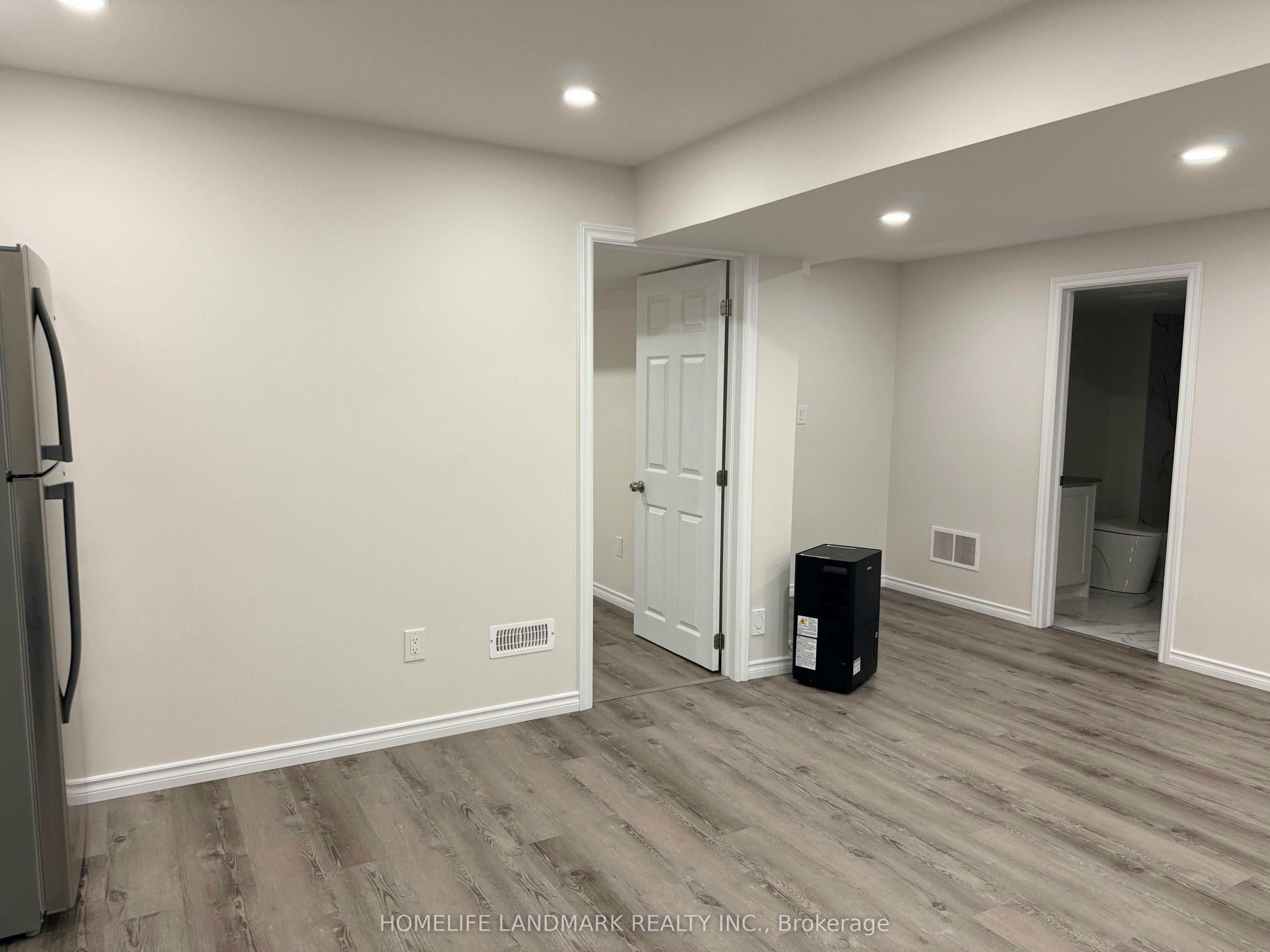 2313 Secreto Drive, Oshawa, ON, L1H 7K4 - 11