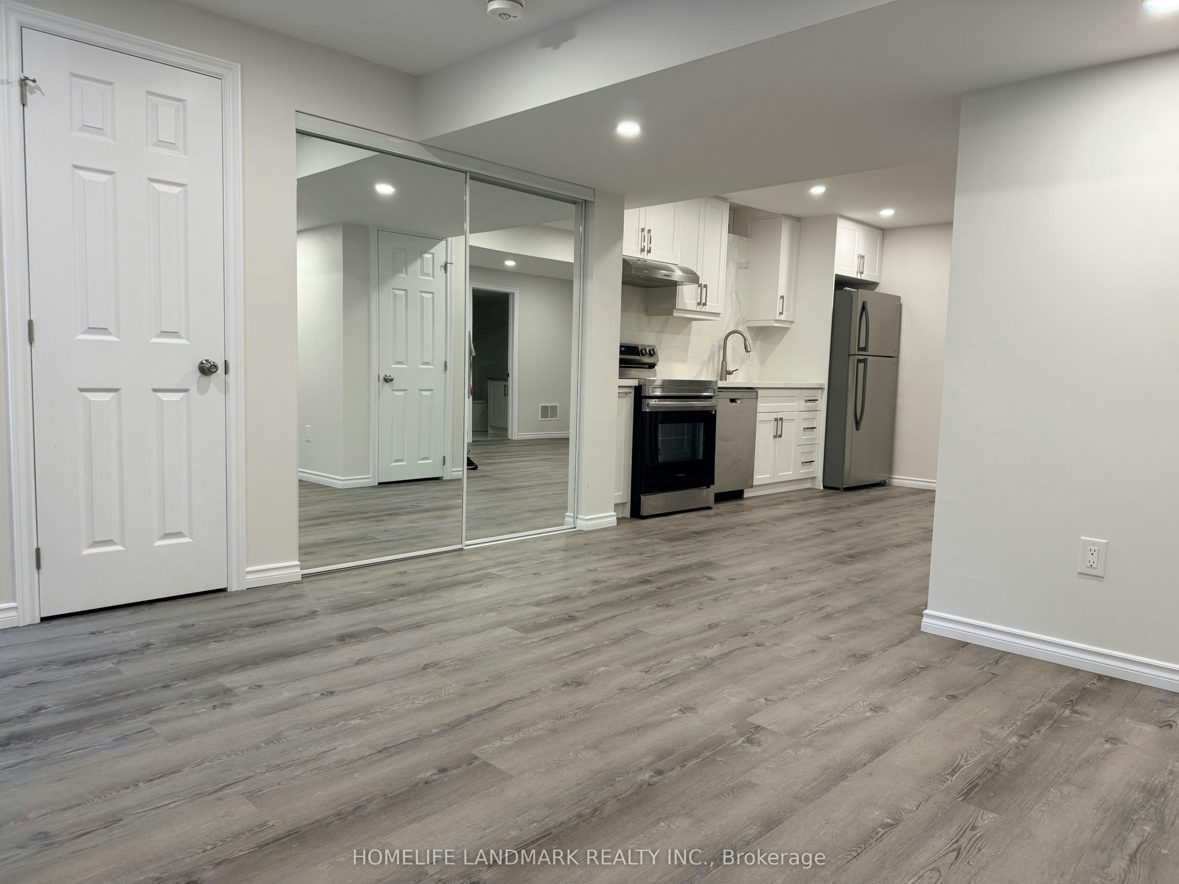 2313 Secreto Drive, Oshawa, ON, L1H 7K4 - 5