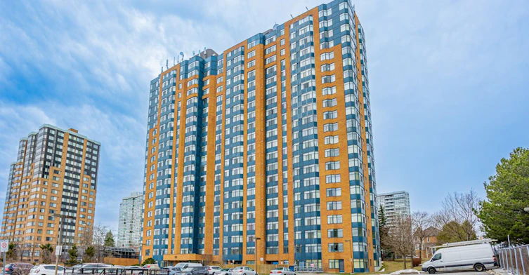 406-88 Alton Towers Circle, Toronto, ON, M1V 5C5
