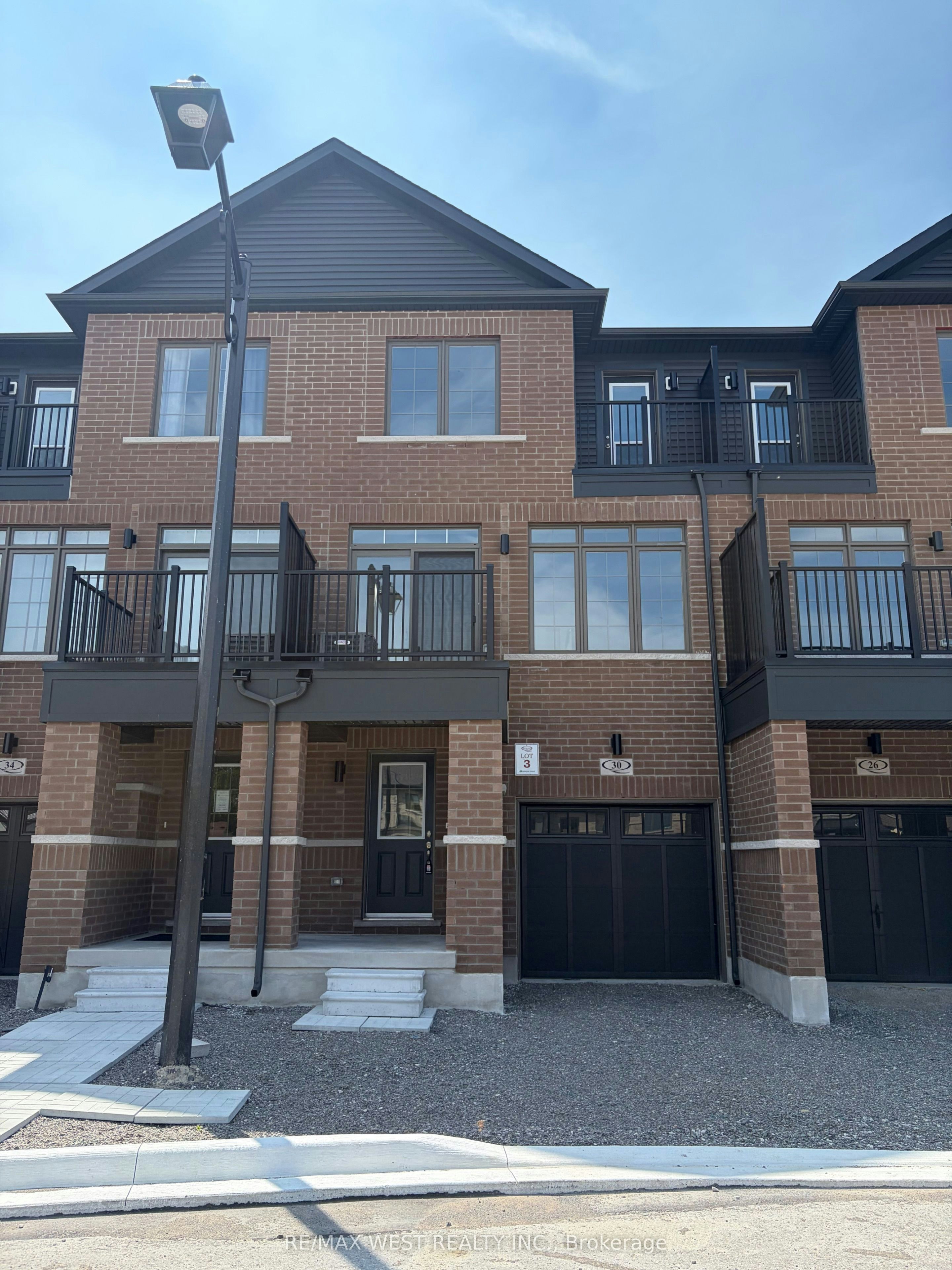 30 Wakely Crescent, Clarington, ON, L1E 2X6