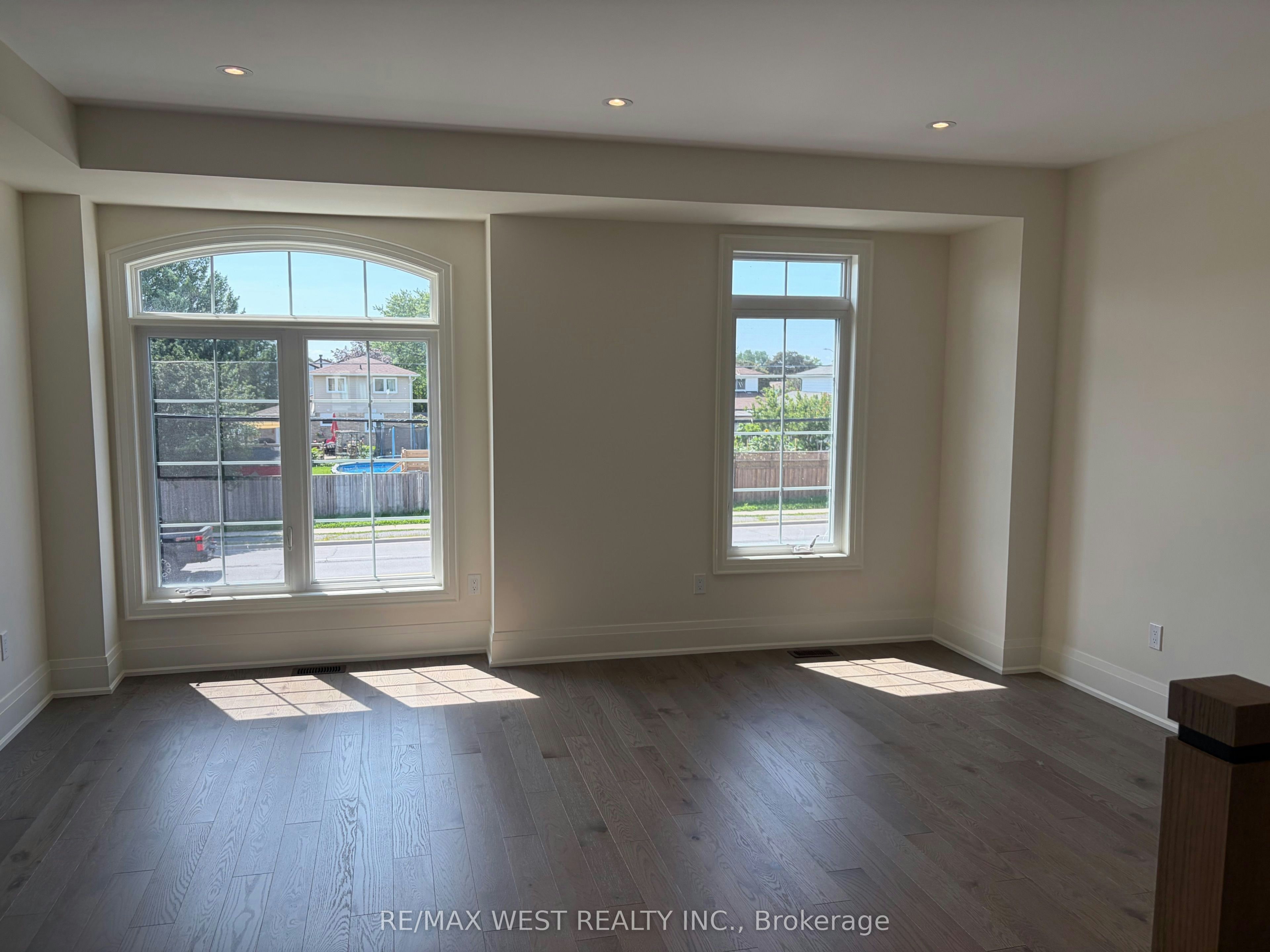 30 Wakely Crescent, Clarington, ON, L1E 2X6 - 10